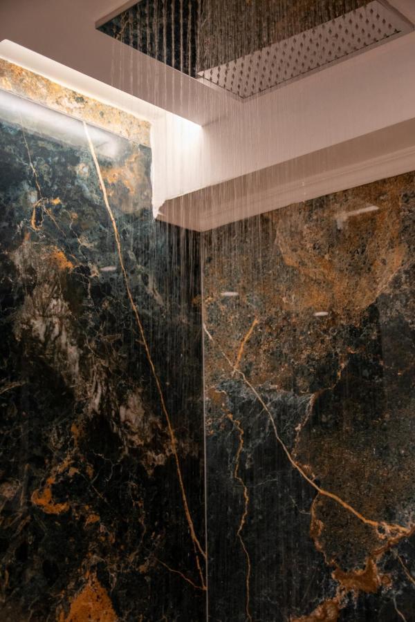 Sithoniars Luxury Ground Floor Apartment With Private Garden Neos Marmaras Exterior foto