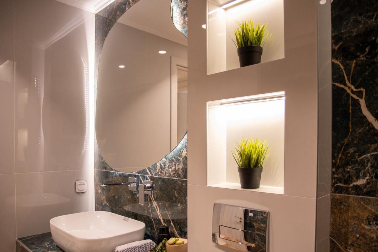 Sithoniars Luxury Ground Floor Apartment With Private Garden Neos Marmaras Exterior foto